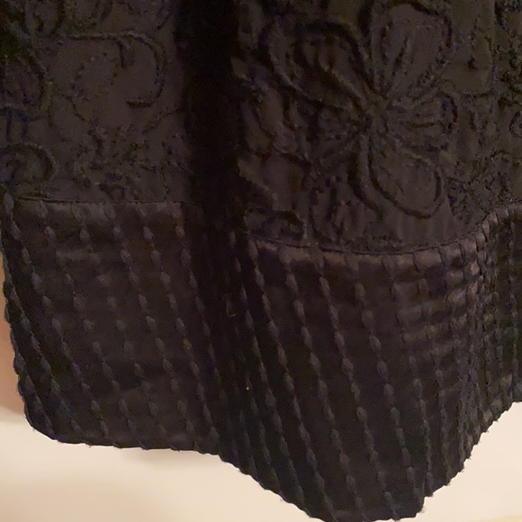 Sundance Black Lace Embroidered Blouse Sz M - Picture 2 of 4